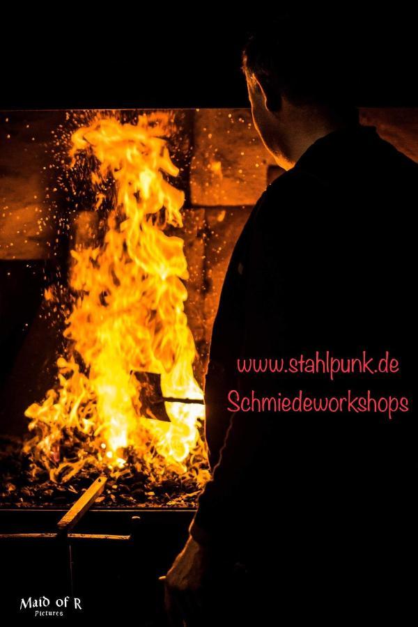 Hof Vierzehnender Im Hohen Venn - 70Qm Maisonette - 2 Schlafzimmer - Wohnkueche - Balkon Mit Grill - Monschau - Eifel - Hunde Willkommen - Islandpferde 外观 照片